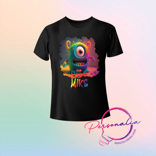 Playera negra infantil para Halloween con diseño de monstruo de colores.