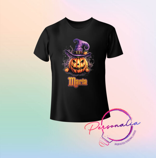 Playera negra infantil para Halloween con diseño de calabaza.